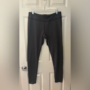 Title Nine Mid Rise Herringbone Active Leggings in Charcoal, Size L